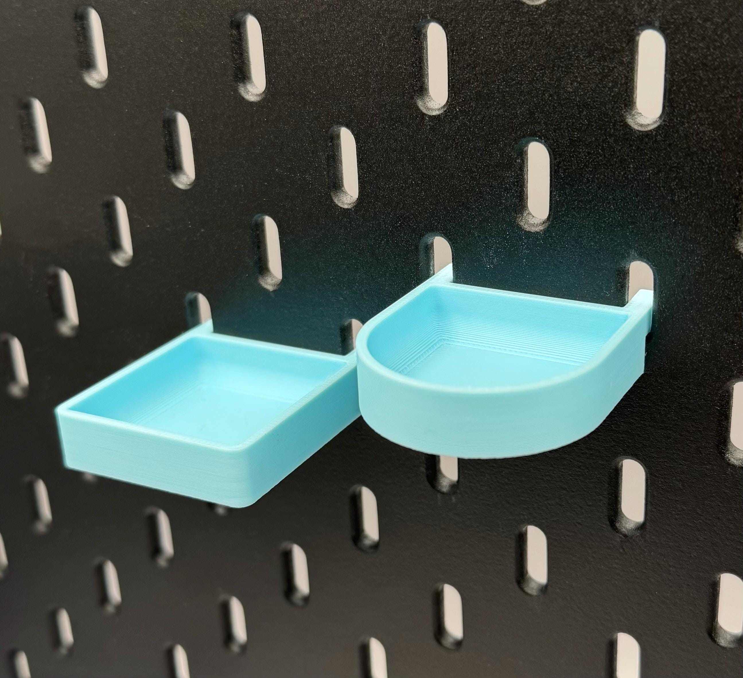 IKEA Skadis Ablage – Mini Regalboden Schreibtisch Organizer | Pegboard Zubehör | Rund & Eckig 4,5x4,5 bis 4,5x8,5 cm | 3D Druck