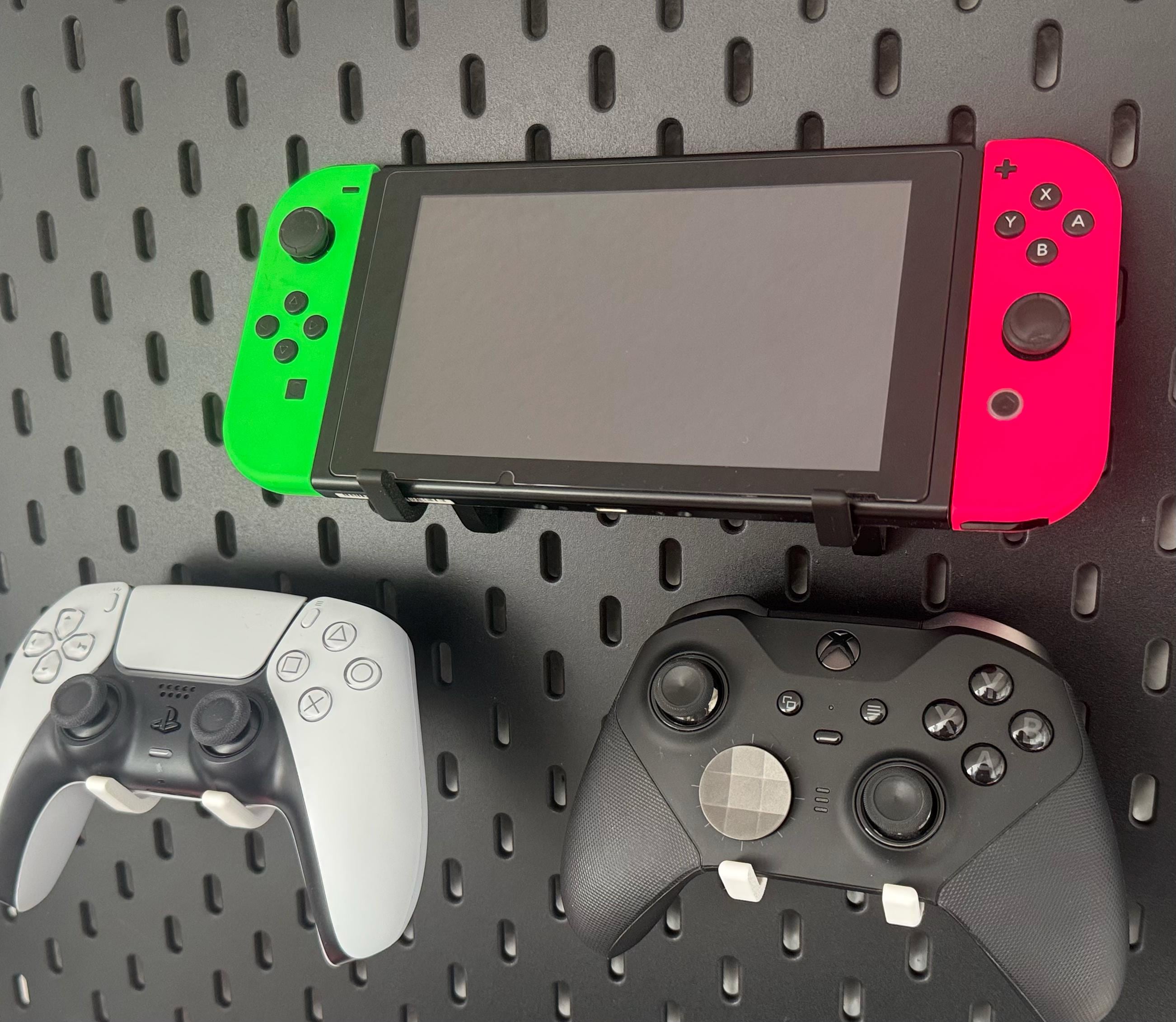 IKEA Skadis Controller Halter Universal – Xbox PS5 Nintendo Switch | Pegboard Wandhalterung | Gaming Organizer | 3D Druck
