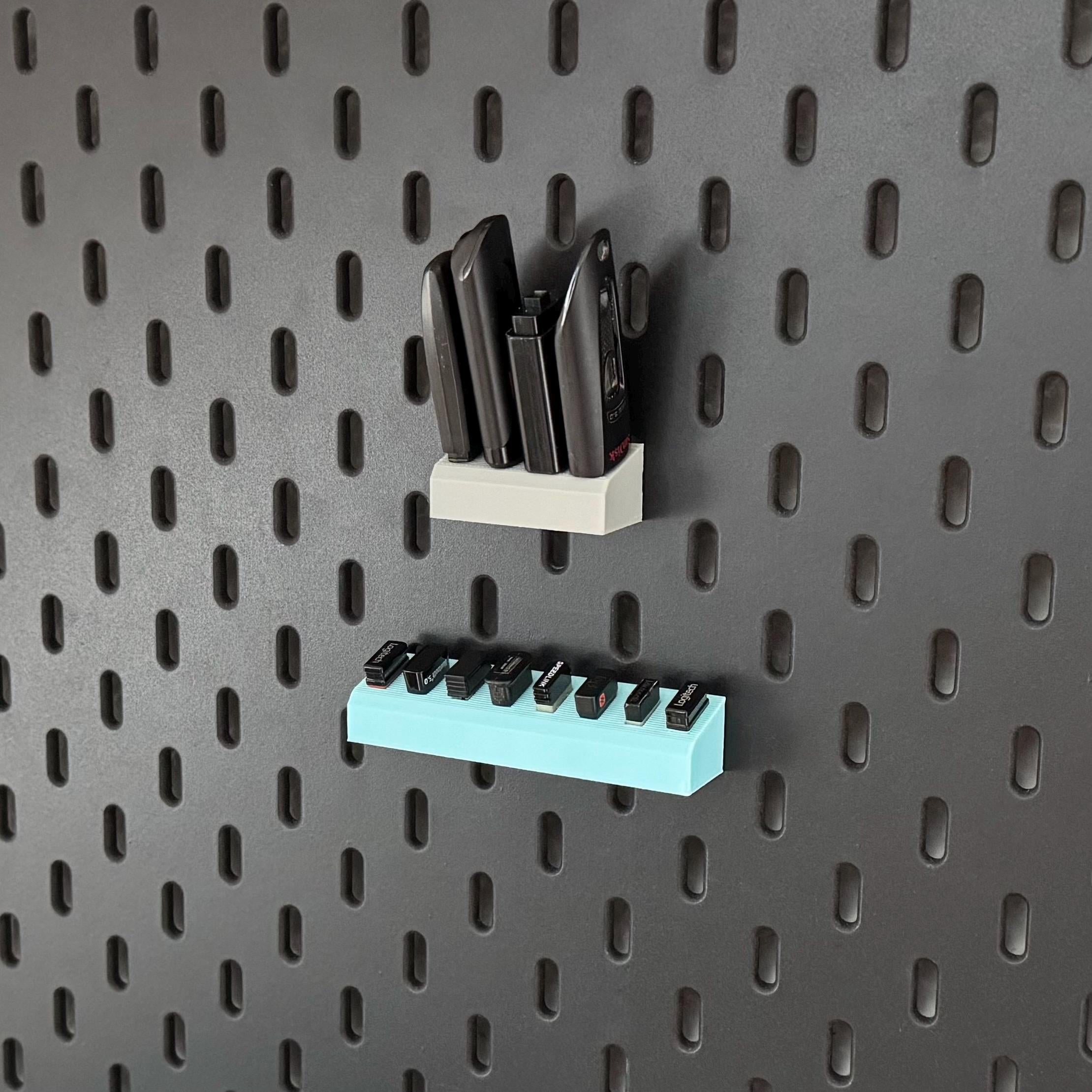 IKEA Skadis USB Stick Halter – Organizer & Aufbewahrung | Pegboard Zubehör | 4 oder 8 Plätze | 3D Druck Büro