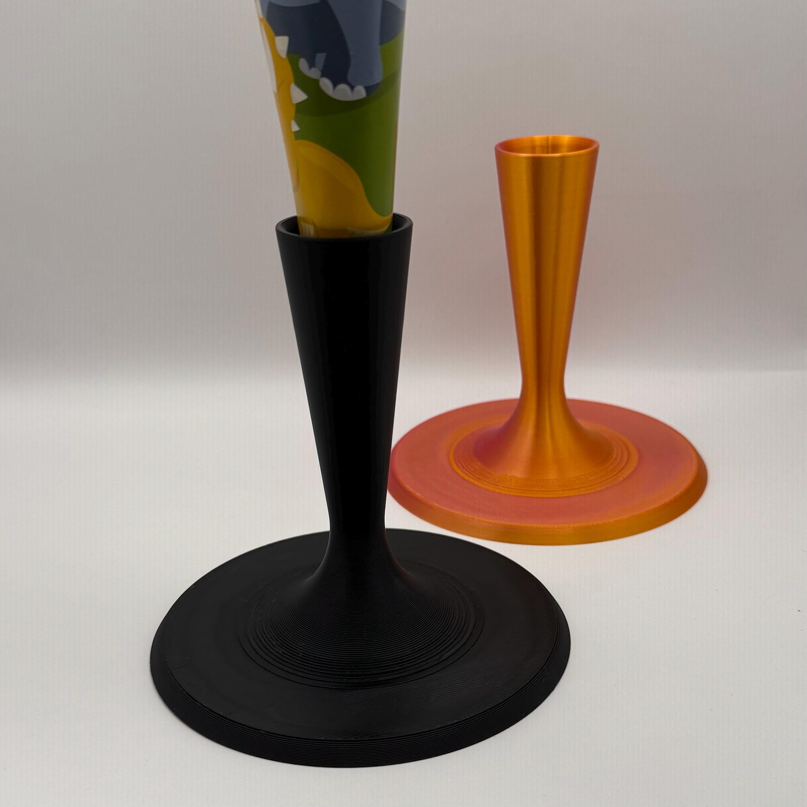 Schultüten-Halter – Stabiler Ständer für Einschulung | Zuckertüte Deko Erstklässler | 3D Druck